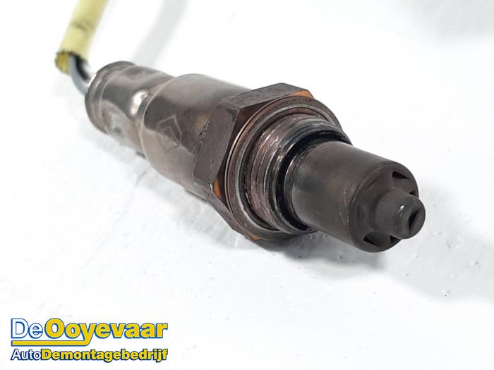 Lambda Sonde van een Renault Clio IV Estate/Grandtour (7R) 0.9 Energy TCE 90 12V 2020