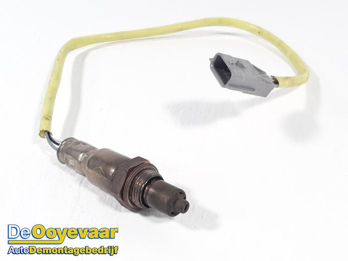 Lambda Sonde van een Renault Clio IV Estate/Grandtour (7R) 0.9 Energy TCE 90 12V 2020