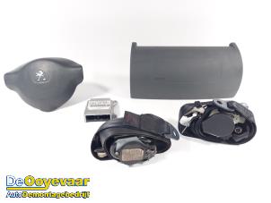 Gebruikte Airbag Set + Module Peugeot Expert (G9) 2.0 HDiF 16V 130 Prijs € 300,00 Margeregeling aangeboden door Autodemontagebedrijf De Ooyevaar