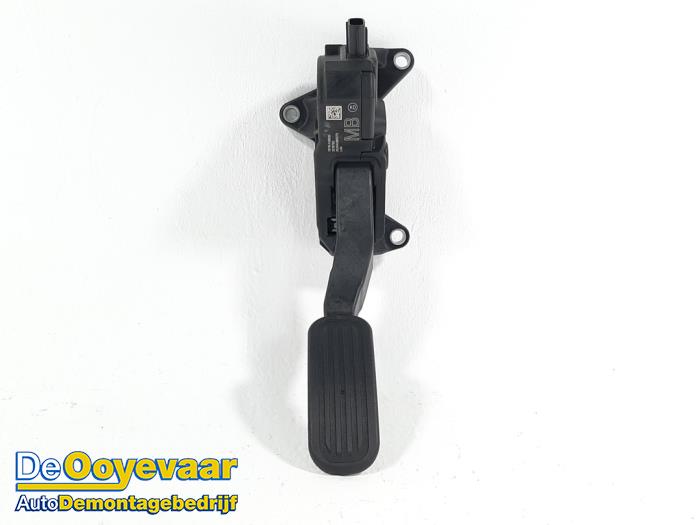 Gebruikte Gaspedaalpositie Sensor Toyota Yaris IV (P21/PA1/PH1) 1.5 12V Hybrid Prijs € 15,00 Margeregeling aangeboden door Autodemontagebedrijf De Ooyevaar