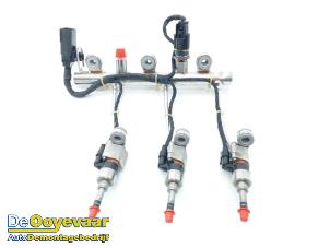 Gebruikte Injector brug Opel Astra K 1.0 SIDI Turbo 12V Prijs € 99,99 Margeregeling aangeboden door Autodemontagebedrijf De Ooyevaar