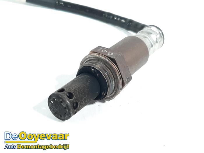 Lambda Sonde van een Toyota Yaris IV (P21/PA1/PH1) 1.5 12V Hybrid 2020