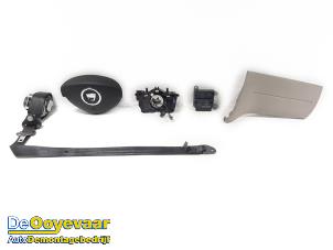 Gebruikte Airbag Set + Module Dacia Lodgy (JS) 1.2 TCE 16V Prijs € 199,99 Margeregeling aangeboden door Autodemontagebedrijf De Ooyevaar