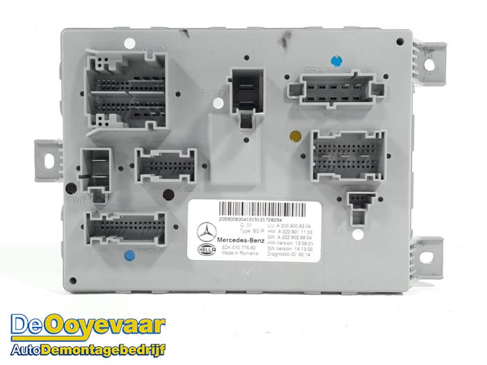 Gebruikte Bodycontrol Module Mercedes C (W205) C-350 e 2.0 16V Prijs € 29,99 Margeregeling aangeboden door Autodemontagebedrijf De Ooyevaar
