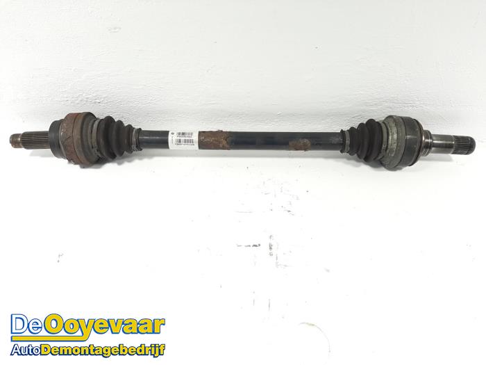 Gebruikte Aandrijfas rechts-achter BMW X5 (F15) xDrive 35i 3.0 Prijs € 125,00 Margeregeling aangeboden door Autodemontagebedrijf De Ooyevaar
