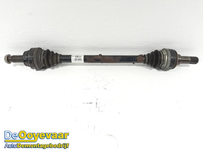 Gebruikte Aandrijfas links-achter BMW X5 (F15) xDrive 35i 3.0 Prijs € 125,00 Margeregeling aangeboden door Autodemontagebedrijf De Ooyevaar