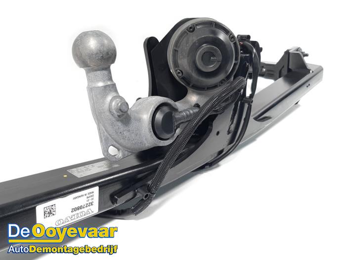 Trekhaak Volvo XC40 1.5 T3 Plugin Hybrid 12V 31454548 VOLVO