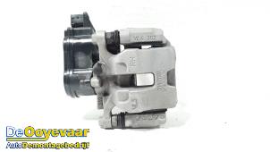 Gebruikte Remklauw (Tang) rechts-achter Volvo XC40 (XZ) 1.5 T4 Plug-in Hybrid 12V Prijs € 89,99 Margeregeling aangeboden door Autodemontagebedrijf De Ooyevaar