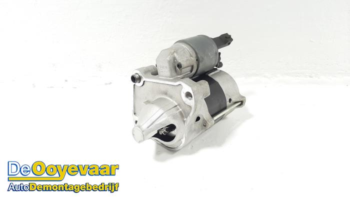 Gebruikte Startmotor Peugeot 208 II (UB/UH/UP) 1.2 Vti 12V PureTech 75 Prijs € 19,99 Margeregeling aangeboden door Autodemontagebedrijf De Ooyevaar