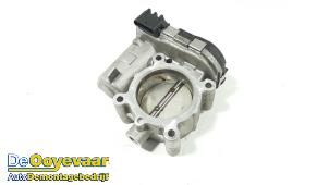 Gebruikte Gasklephuis Mercedes C (W205) C-350 e 2.0 16V Prijs € 15,00 Margeregeling aangeboden door Autodemontagebedrijf De Ooyevaar