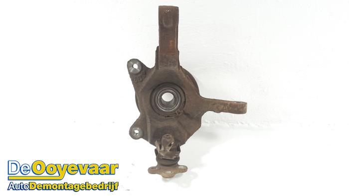 Fusee rechts-voor van een Opel Vivaro 2.0 CDTI 2012