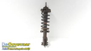 Gebruikte Mac Phersonpoot rechts-voor Opel Vivaro 2.0 CDTI Prijs € 19,99 Margeregeling aangeboden door Autodemontagebedrijf De Ooyevaar