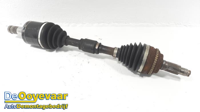 Gebruikte Aandrijfas links-voor Mazda CX-7 2.3 MZR DISI Turbo 16V Prijs € 29,99 Margeregeling aangeboden door Autodemontagebedrijf De Ooyevaar