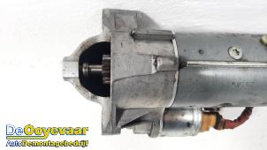 Startmotor van een Renault Trafic New (FL) 1.9 dCi 82 16V 2006