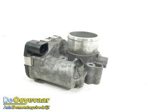 Gebruikte Gasklephuis Ford Fiesta 6 (JA8) 1.4 16V Prijs € 9,99 Margeregeling aangeboden door Autodemontagebedrijf De Ooyevaar