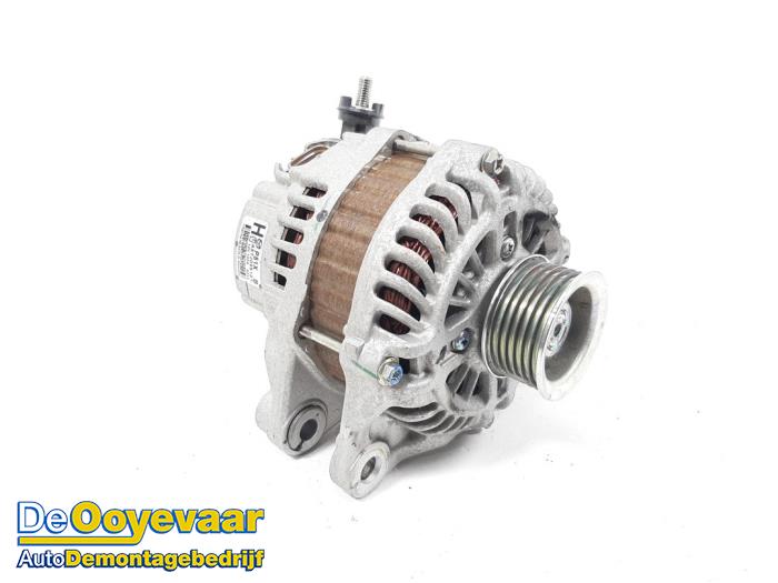 Gebruikte Dynamo Mazda MX-5 (ND) 1.5 Skyactiv G-131 16V Prijs € 39,99 Margeregeling aangeboden door Autodemontagebedrijf De Ooyevaar