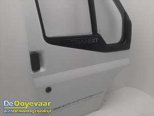 Gebruikte Deur 2Deurs rechts Ford Transit 2.2 TDCi 16V Prijs € 49,99 Margeregeling aangeboden door Autodemontagebedrijf De Ooyevaar