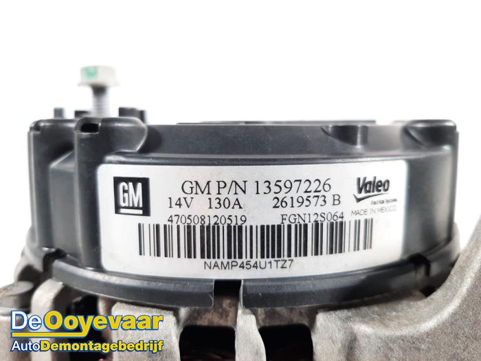 Dynamo van een Opel Mokka/Mokka X X 1.4 Turbo 16V 4x2 2017