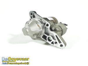 Gebruikte Startmotor Nissan Juke (F15) 1.6 16V Prijs € 25,00 Margeregeling aangeboden door Autodemontagebedrijf De Ooyevaar