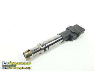 Gebruikte Bobine Volkswagen Phaeton (3D) 3.2 V6 30V Prijs € 9,99 Margeregeling aangeboden door Autodemontagebedrijf De Ooyevaar