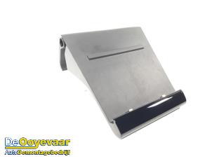 Gebruikte Telefoonhouder Tesla Model 3 Long Range, Performance AWD Prijs € 99,99 Margeregeling aangeboden door Autodemontagebedrijf De Ooyevaar