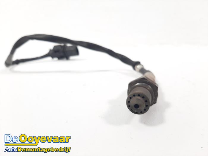 Lambda Sonde van een Hyundai i40 CW (VFC) 2.0 GDI 16V 2012