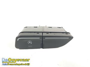 Gebruikte Start/Stop schakelaar Ford Transit Connect (PJ2) 1.5 EcoBlue Prijs € 15,00 Margeregeling aangeboden door Autodemontagebedrijf De Ooyevaar