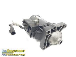 Gebruikte Startmotor Opel Movano (4A1; 4A2; 4B2; 4B3; 4C2; 4C3) 2.5 CDTI 16V DPF Prijs € 25,00 Margeregeling aangeboden door Autodemontagebedrijf De Ooyevaar