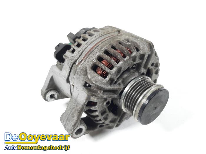 Gebruikte Dynamo Opel Astra J Sports Tourer (PD8/PE8/PF8) 1.4 16V ecoFLEX Prijs € 19,99 Margeregeling aangeboden door Autodemontagebedrijf De Ooyevaar