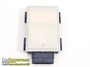 Gebruikte Radar sensor BMW iX3 80 kWh Prijs € 175,00 Margeregeling aangeboden door Autodemontagebedrijf De Ooyevaar