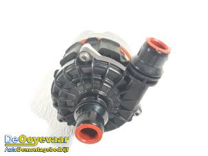 Gebruikte Extra waterpomp BMW iX3 80 kWh Prijs € 79,99 Margeregeling aangeboden door Autodemontagebedrijf De Ooyevaar