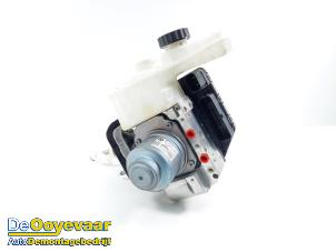 Gebruikte Rembol BMW iX3 80 kWh Prijs € 279,99 Margeregeling aangeboden door Autodemontagebedrijf De Ooyevaar