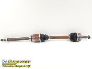 Gebruikte Steekas rechts-voor Mitsubishi ASX 1.3 DI-T 16V Prijs € 229,99 Margeregeling aangeboden door Autodemontagebedrijf De Ooyevaar