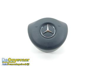 Gebruikte Airbag links (Stuur) Mercedes C (W205) C-220 d 2.2 16V 4-Matic Prijs € 249,99 Margeregeling aangeboden door Autodemontagebedrijf De Ooyevaar