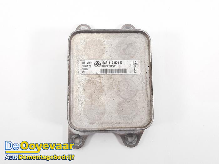 Gebruikte Oliekoeler Volkswagen Golf VIII (CD1) 1.5 eTSI 16V Prijs € 9,99 Margeregeling aangeboden door Autodemontagebedrijf De Ooyevaar