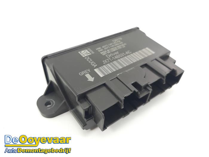 Centrale Deurvergrendelings Module van een Ford Focus 4 Wagon 1.5 EcoBlue 120 2019