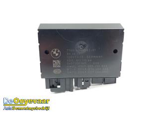 Gebruikte Module Trekhaak BMW M5 (F90) 4.4 xDrive V8 32V TwinPower Turbo Prijs € 119,99 Margeregeling aangeboden door Autodemontagebedrijf De Ooyevaar