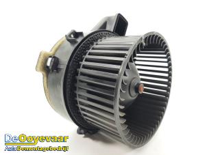 Gebruikte Blower BMW M5 (F90) 4.4 xDrive V8 32V TwinPower Turbo Prijs € 39,99 Margeregeling aangeboden door Autodemontagebedrijf De Ooyevaar