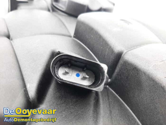 Expansievat van een BMW M5 (F90) 4.4 xDrive V8 32V TwinPower Turbo 2017