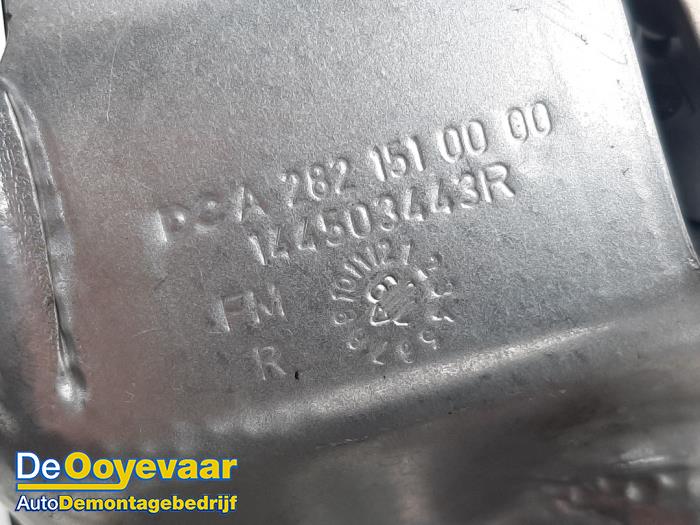 Turbo van een Mercedes-Benz A (177.0) 1.3 A-180 Turbo 16V 2021