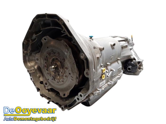 Versnellingsbak van een BMW M5 (F90) 4.4 xDrive V8 32V TwinPower Turbo 2017