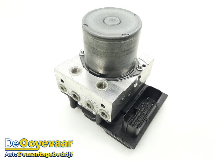 Gebruikte ABS Pomp BMW X1 (E84) sDrive 18d 2.0 16V Prijs € 14,99 Margeregeling aangeboden door Autodemontagebedrijf De Ooyevaar