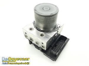 Gebruikte ABS Pomp BMW X1 (E84) sDrive 18d 2.0 16V Prijs € 99,99 Margeregeling aangeboden door Autodemontagebedrijf De Ooyevaar