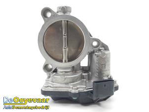 Gebruikte Gasklephuis BMW M5 (F90) 4.4 xDrive V8 32V TwinPower Turbo Prijs € 39,99 Margeregeling aangeboden door Autodemontagebedrijf De Ooyevaar