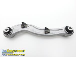 Gebruikte Triangel rechts-achter Landrover Range Rover Velar (LY) 2.0 16V P300 AWD Prijs € 49,99 Margeregeling aangeboden door Autodemontagebedrijf De Ooyevaar