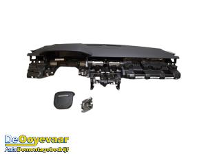 Gebruikte Airbag set + dashboard Landrover Range Rover Velar (LY) 2.0 16V P250 AWD Prijs € 1.999,99 Margeregeling aangeboden door Autodemontagebedrijf De Ooyevaar