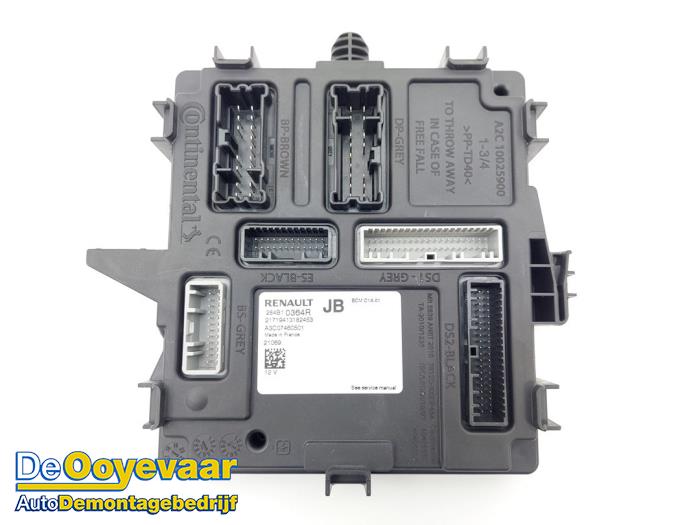 Gebruikte Bodycontrol Module Renault Megane IV Estate (RFBK) 1.3 TCE 160 16V Prijs € 99,99 Margeregeling aangeboden door Autodemontagebedrijf De Ooyevaar
