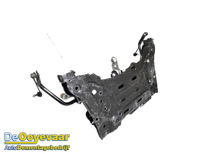 Subframe van een Renault Megane IV Estate (RFBK) 1.3 TCE 160 16V 2021