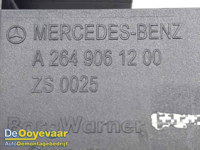 Bobine van een Mercedes-Benz C (W205) C-180 1.5 EQ Boost 2020