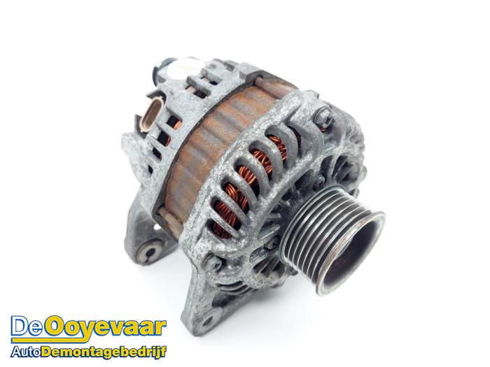 Gebruikte Dynamo Nissan Cube (Z12) 1.6 16V Prijs € 49,99 Margeregeling aangeboden door Autodemontagebedrijf De Ooyevaar